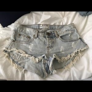 one teaspoon shorts size 24